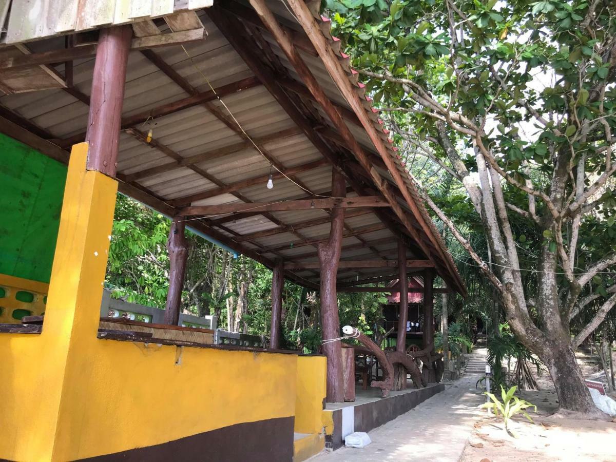 Goldkey Bungalow Hotel Koh Phayam Exterior foto